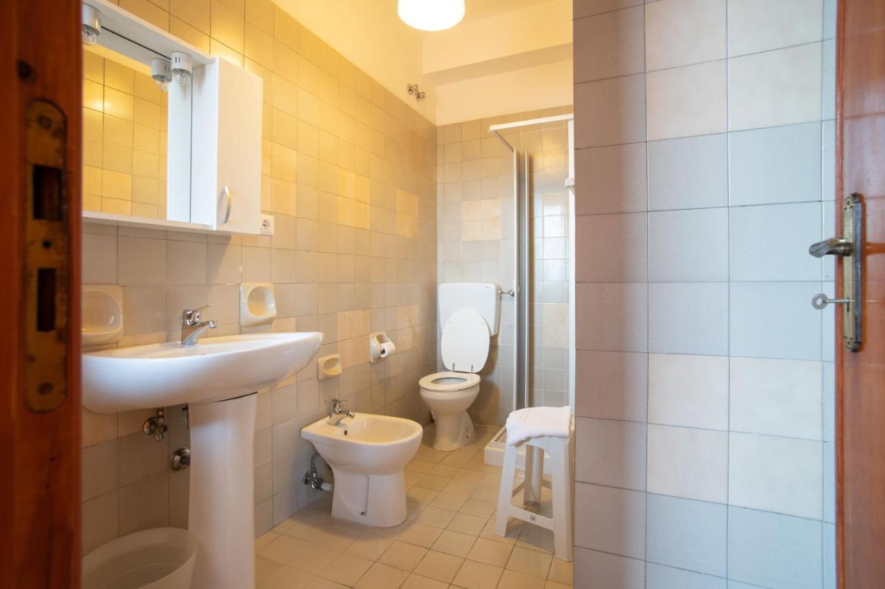 Testa Di Monaco - Basic Beach Accommodations Capo dʼOrlando المظهر الخارجي الصورة