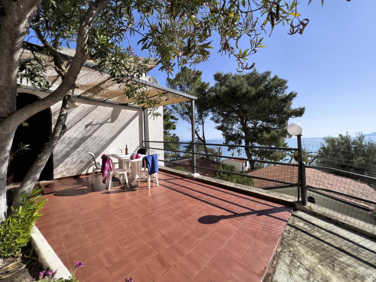 Testa Di Monaco - Basic Beach Accommodations Capo dʼOrlando المظهر الخارجي الصورة