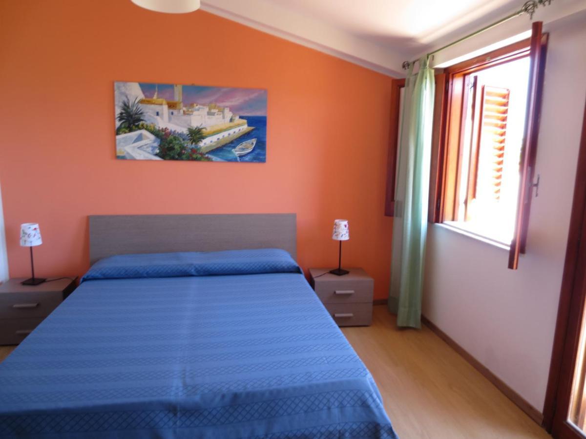 Testa Di Monaco - Basic Beach Accommodations Capo dʼOrlando المظهر الخارجي الصورة
